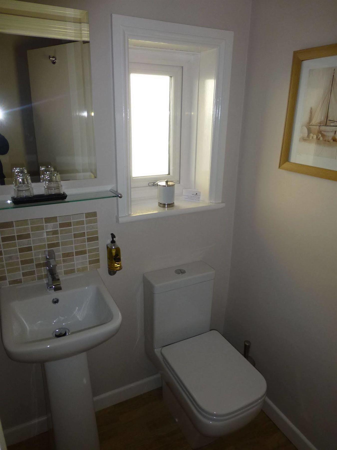 Waters Reach Guest House Christchurch  Eksteriør billede