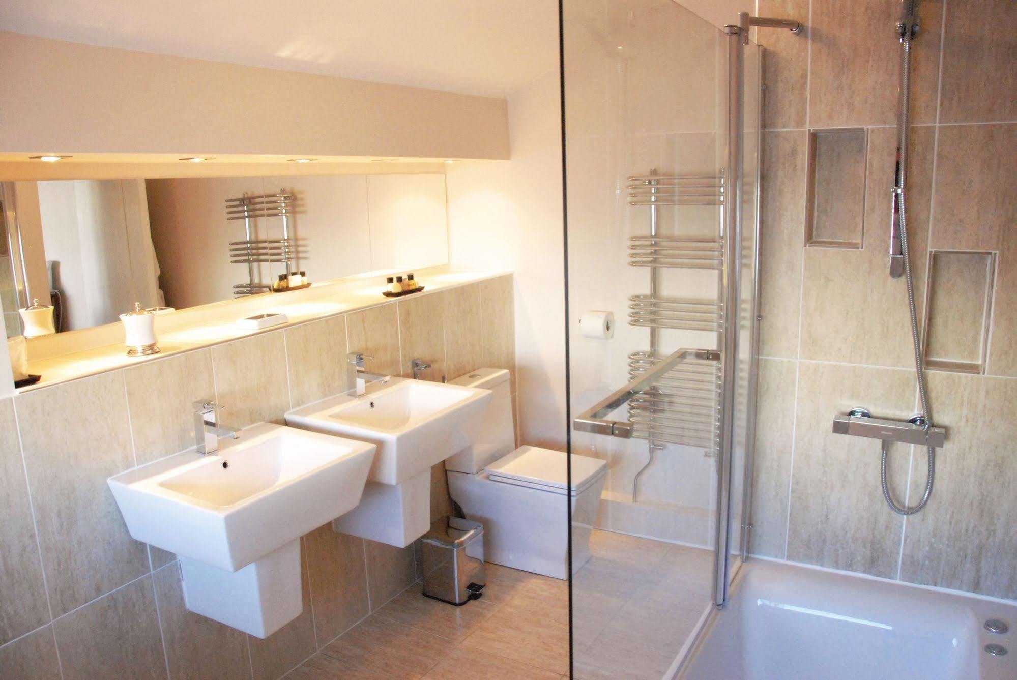Waters Reach Guest House Christchurch  Eksteriør billede