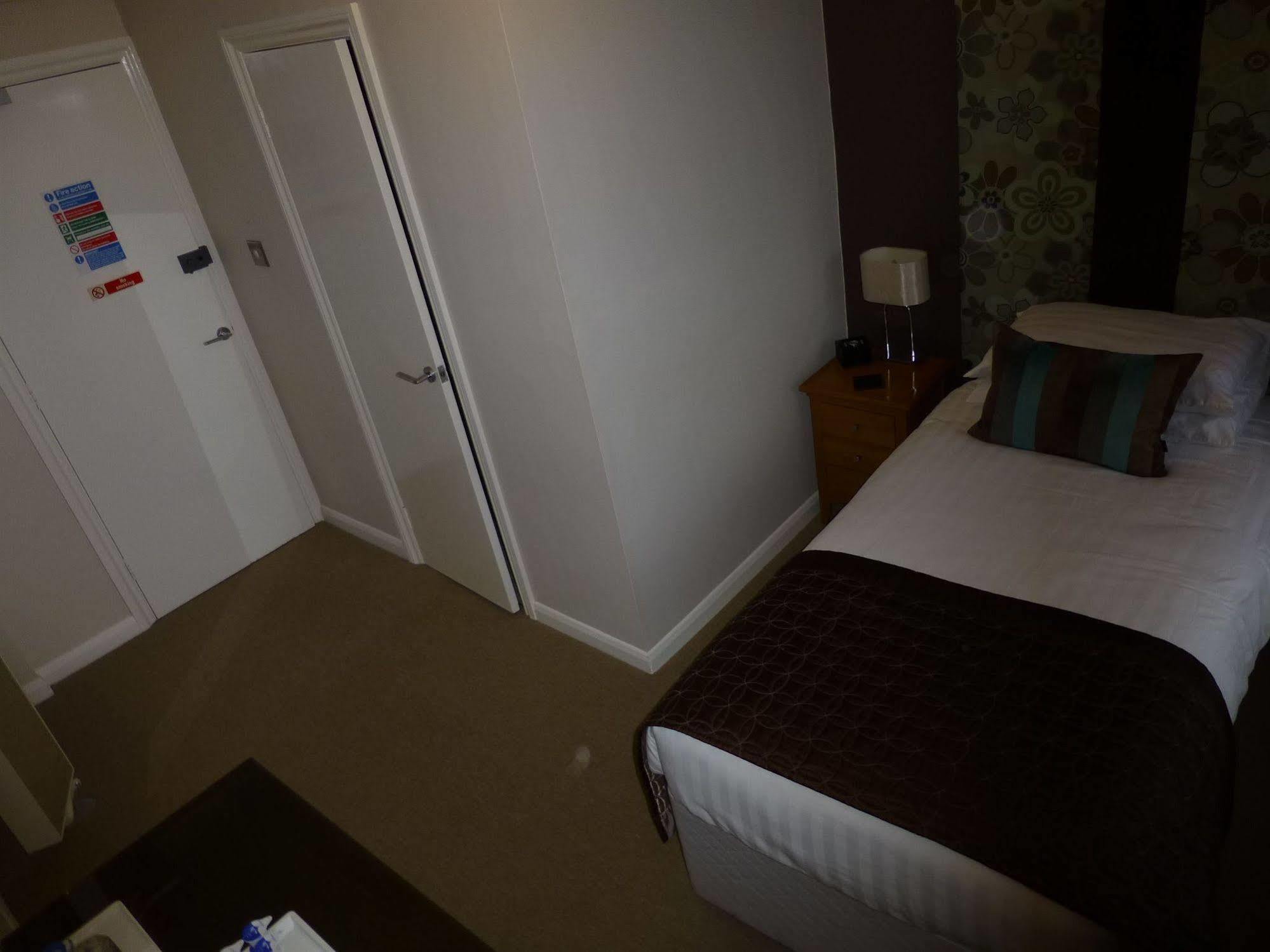 Waters Reach Guest House Christchurch  Eksteriør billede